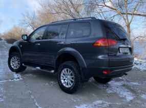 Mitsubishi Pajero Sport