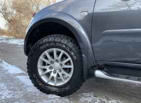 Mitsubishi Pajero Sport