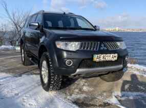Mitsubishi Pajero Sport