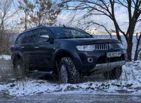 Mitsubishi Pajero Sport