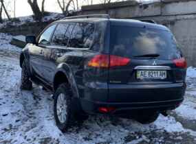 Mitsubishi Pajero Sport