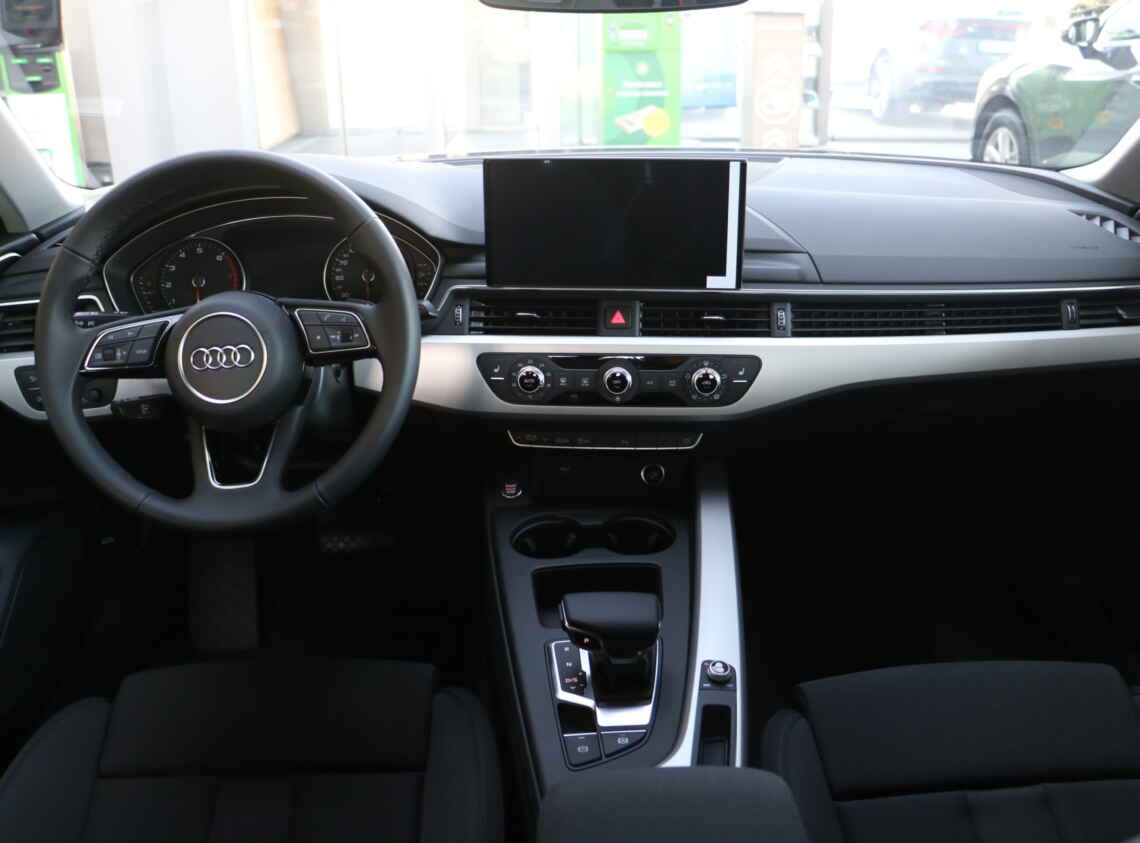 Audi A4 40 TFSI