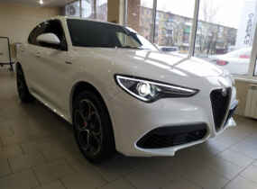 Alfa Romeo Stelvio 2021