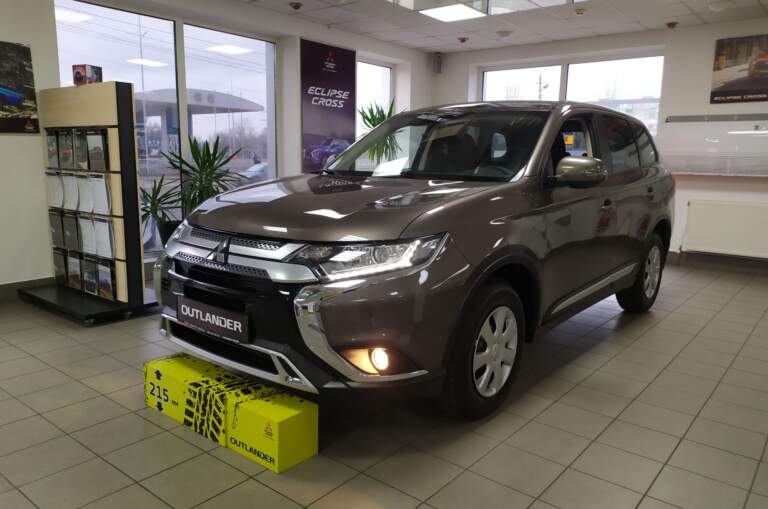 MITSUBISHI Outlander 2.0 CVT Invite
