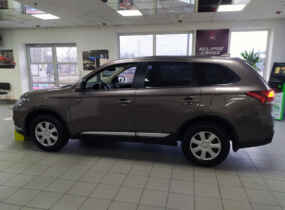 MITSUBISHI Outlander 2.0 CVT Invite