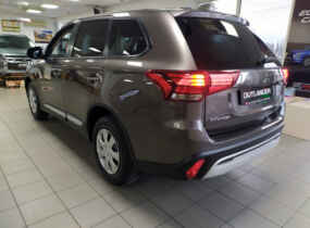 MITSUBISHI Outlander 2.0 CVT Invite