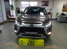 MITSUBISHI Outlander 2.0 CVT Invite