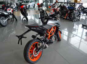 KTM 390 DUKE