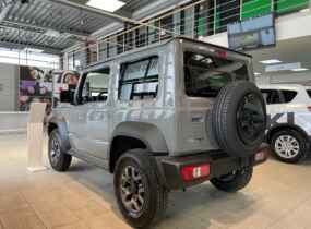 Suzuki New Jimny 1.5L AT GLX