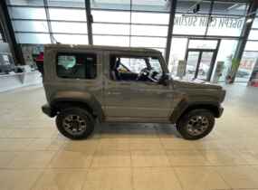 Suzuki New Jimny 1.5L AT GLX