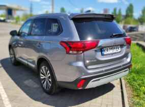 Mitsubishi Outlander 2.4 CVT Ultimate