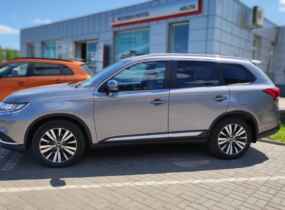 Mitsubishi Outlander 2.4 CVT Ultimate