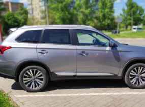 Mitsubishi Outlander 2.4 CVT Ultimate