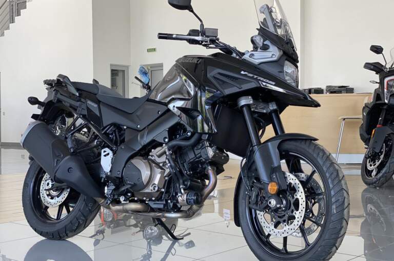SUZUKI V-STROM 1050