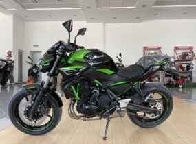 KAWASAKI Z650