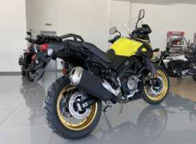 SUZUKI V-STROM 650