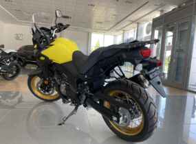 SUZUKI V-STROM 650