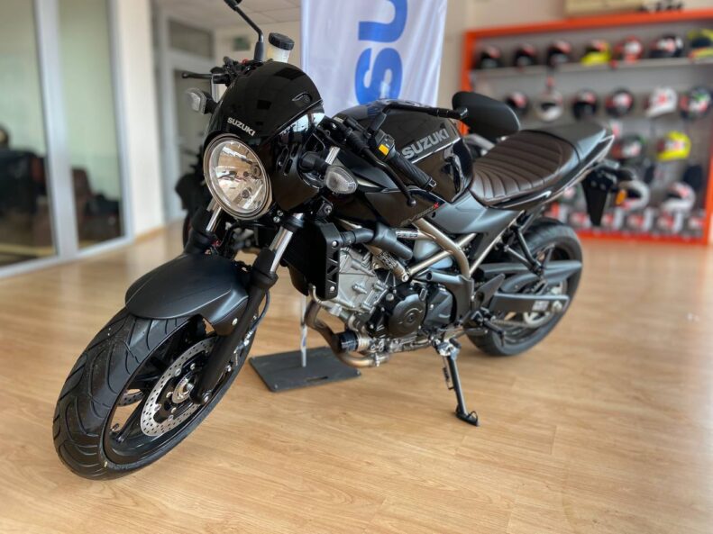 SUZUKI SV650