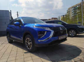 Mitsubishi Eclipse Cross Intense