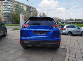 Mitsubishi Eclipse Cross Intense