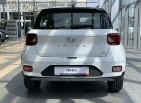 Hyundai Venue 1.6 Elegance AT B-pack