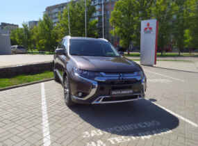 Mitsubishi Outlander 2.4 CVT Instyle