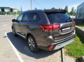 Mitsubishi Outlander 2.4 CVT Instyle