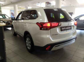 Mitsubishi Outlander 2.0 CVT Invite