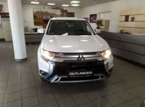 Mitsubishi Outlander 2.0 CVT Invite