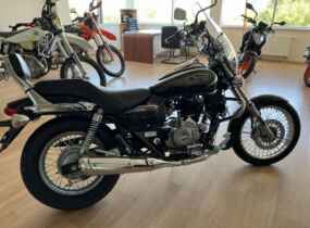 Bajaj Avenger 220 Cruise