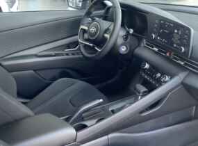 Hyundai Elantra CN7 1.6 Comfort AT