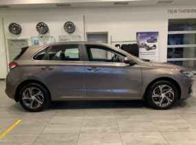 Hyundai i30 1.5 Style 6AT