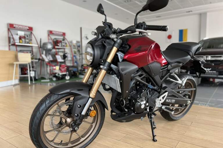 HONDA CB300R
