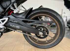 HONDA CB300R