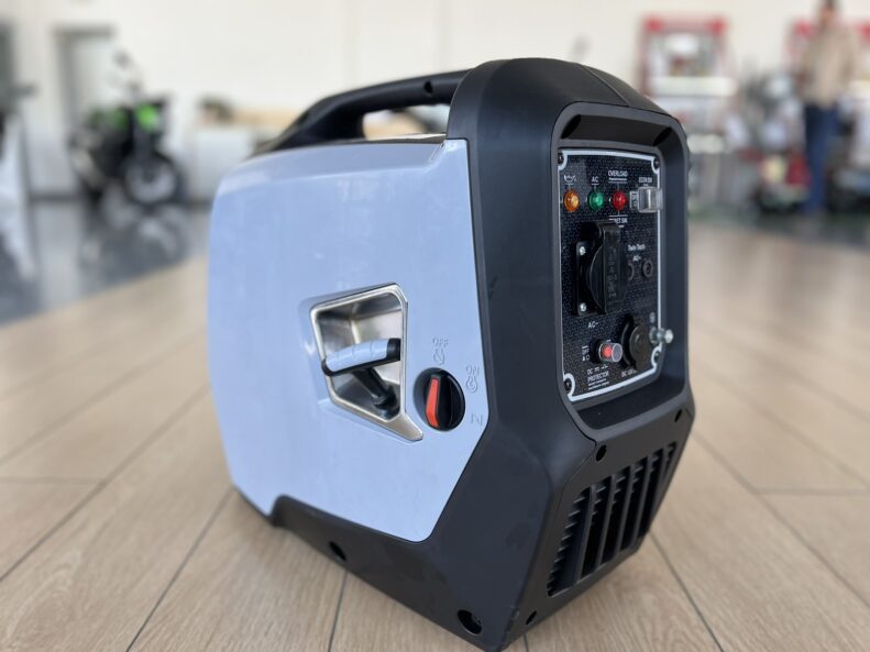 Портативний бензиновий генератор EKV-TG2000M/I (інверторний)