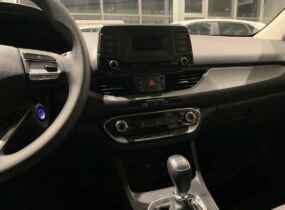 HYUNDAI I30 1.5 CLASSIC