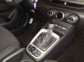 Hyundai Venue 1.6 AT Dynamic