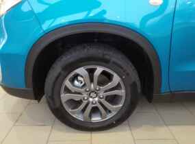 Suzuki Vitara 4WD GL+ AT