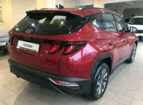 HYUNDAI TUCSON NX4 2.0 DYNAMIC 2WD AT