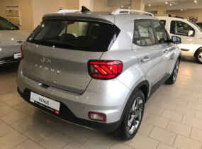 Hyundai Venue 1.6 AT Dynamic