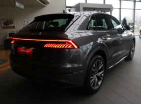 Audi Q8 2021