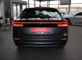 Audi Q8 2021