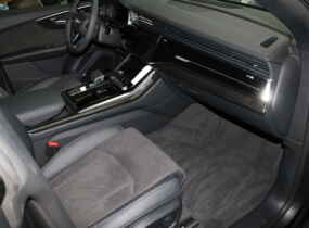 Audi Q8 2021