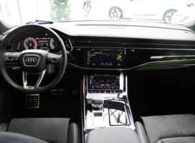 Audi Q8 2021