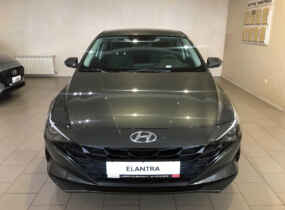 HYUNDAI ELANTRA CN7 1.6 COMFORT AT