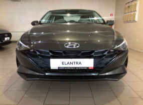 HYUNDAI ELANTRA CN7 1.6 COMFORT AT
