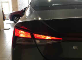 HYUNDAI ELANTRA CN7 1.6 COMFORT AT