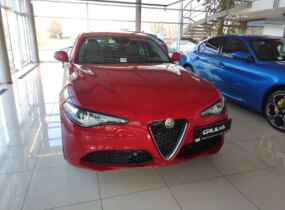 Alfa Romeo Giulia Super
