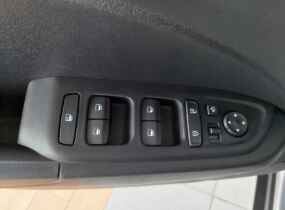 HYUNDAI Venue QX 1.6 Dynamic R17 AT