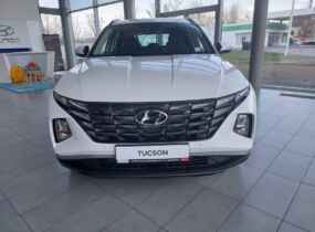 HYUNDAI TUCSON NX4 2.0 2WD DYNAMIC PLUS AT